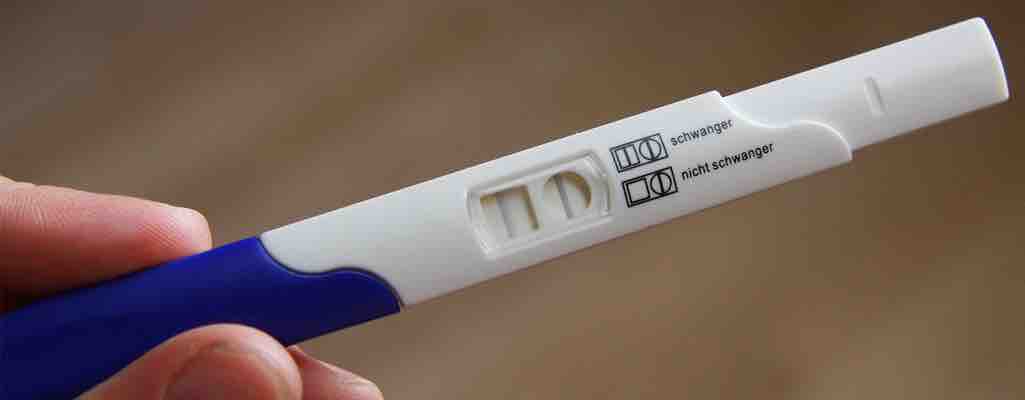 What does a positive pregnancy test look like